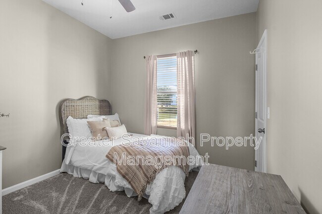 Building Photo - 153 Hamilton Grove Dr