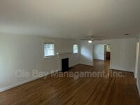 Building Photo - 108 S Fulton St