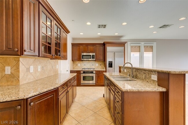 Building Photo - 13 Avenza Dr