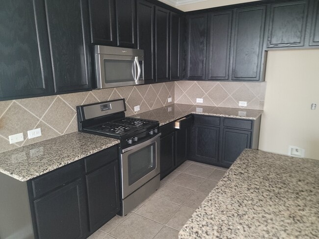 Building Photo - 17223 Pecos Park Ln