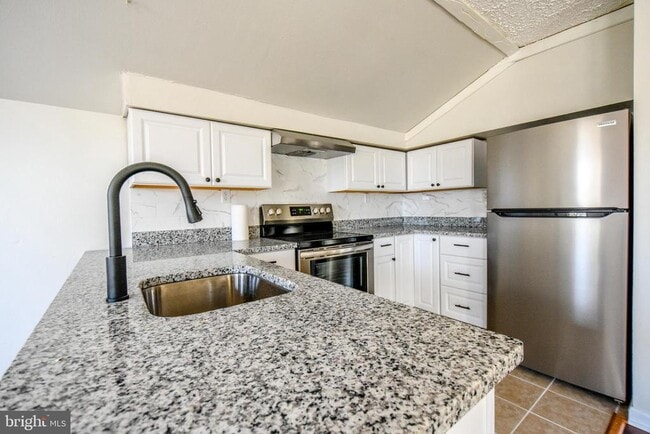 Building Photo - 3015 Abington Manor Dr