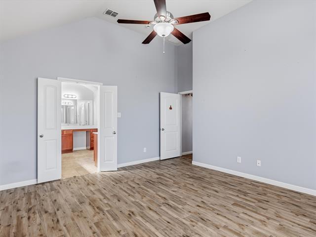 Building Photo - 4114 Lee Hutson Dr