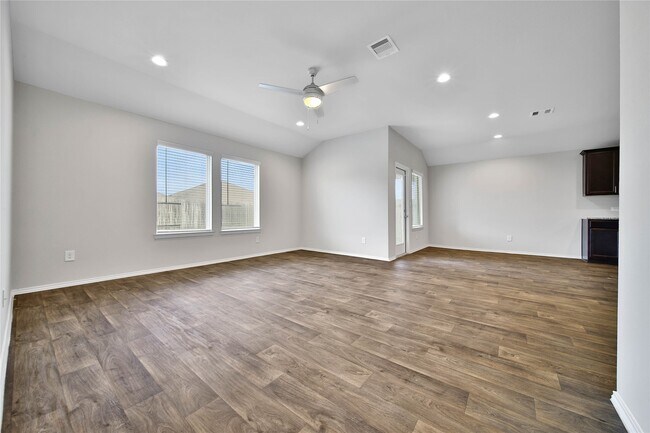 Building Photo - 20343 Green Mountain Dr