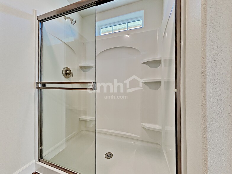Building Photo - 8116 Inhibition Ct