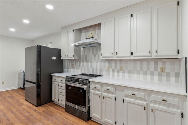 Building Photo - 2095 Uniwattee Trail SE