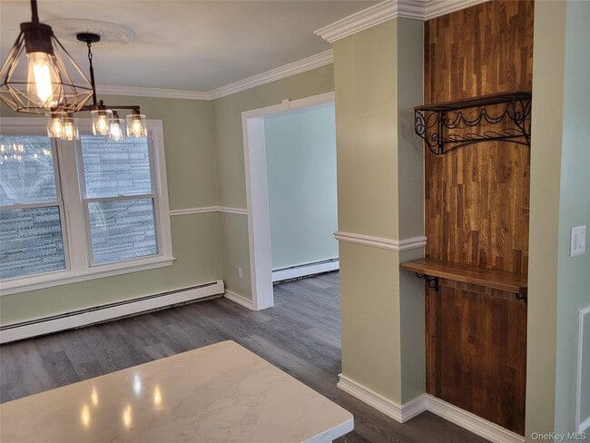 Building Photo - 83 W Main St