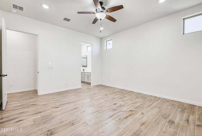Building Photo - 3821 Aspire Pl