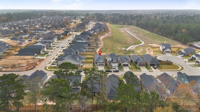 Building Photo - 10249 Badger Run Ln