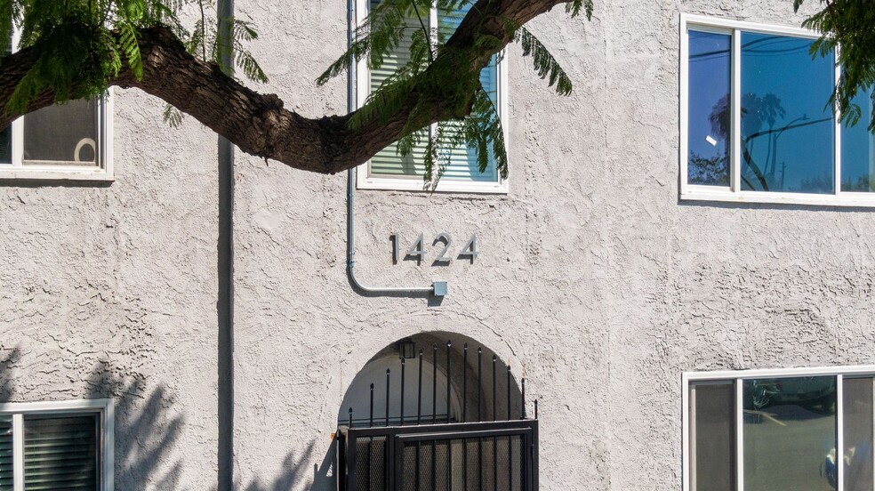 Building Photo - 1424 Chestnut Ave