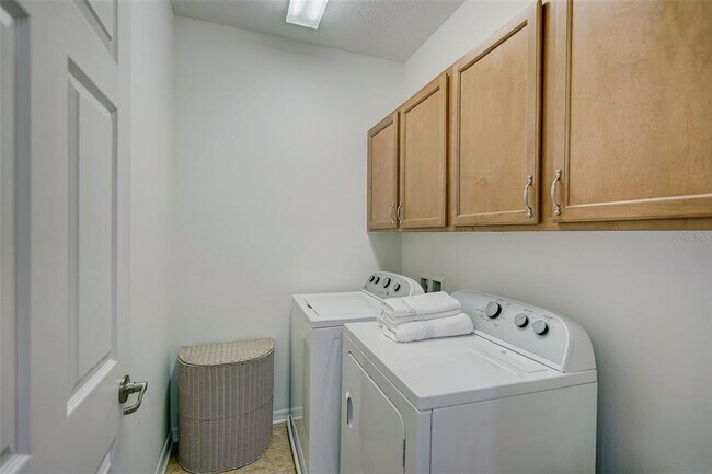 Building Photo - 5431 Napa Dr