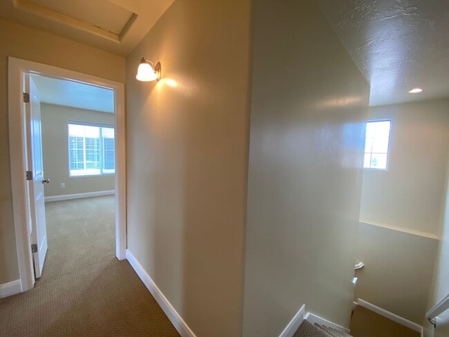 Building Photo - 3439 S Barcelona Dr