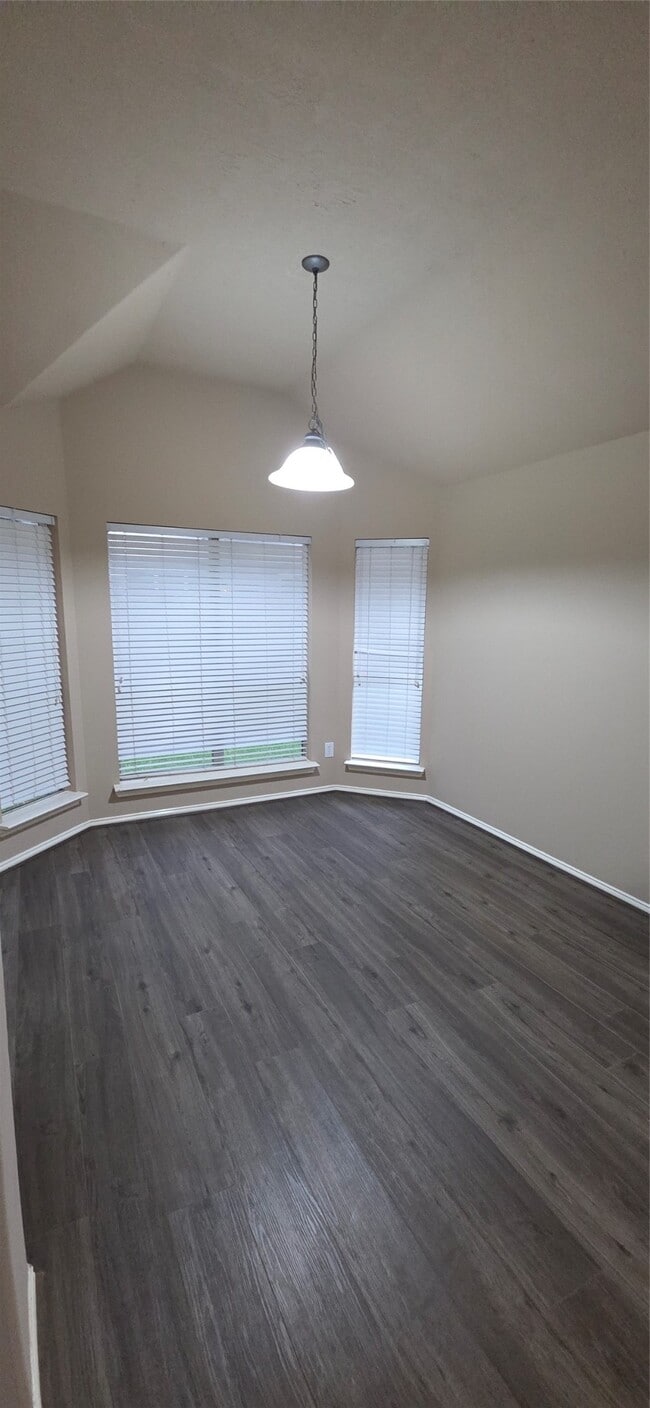 Building Photo - 22730 Hearthstone Hill Ln