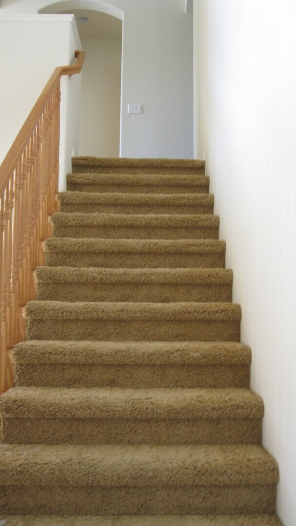 Building Photo - East Roseville, New Carpet * Paint, 2657sq...