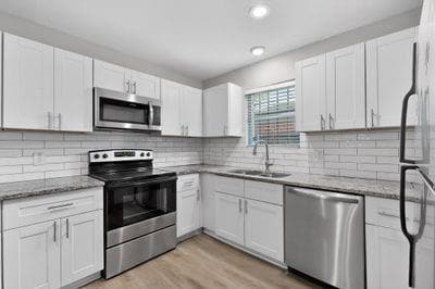 Building Photo - 445 Bolero Ave