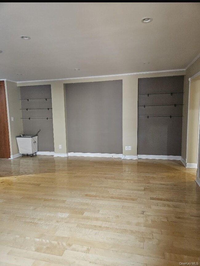 Building Photo - 105-15-105-66 66th Ave