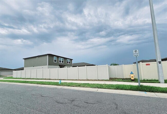 Building Photo - 1219 Zambrana Ct