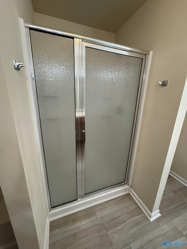 Building Photo - 219 Ivyleaf Dr