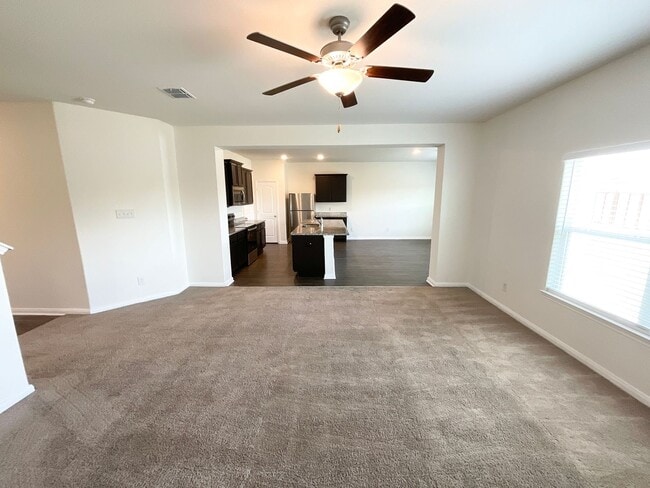 Building Photo - Lovely 2-story 4 bedroom/2.5 bath home in cul-de-sac: easy commute to Ft. Sam Houston, BAMC, and ...