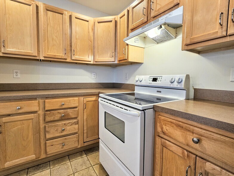 Building Photo - 157 Marble Ave