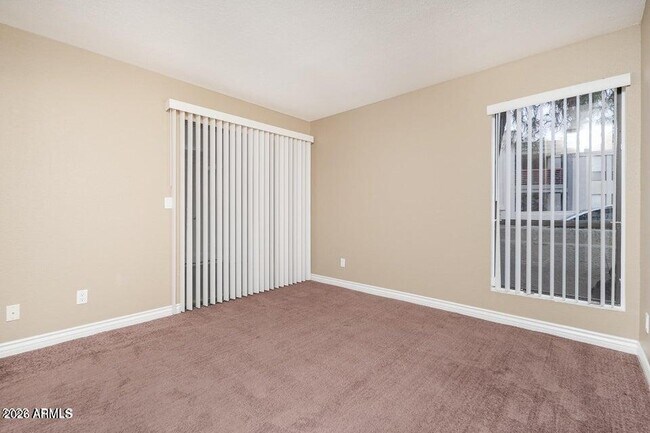 Building Photo - 3420 W Danbury Dr