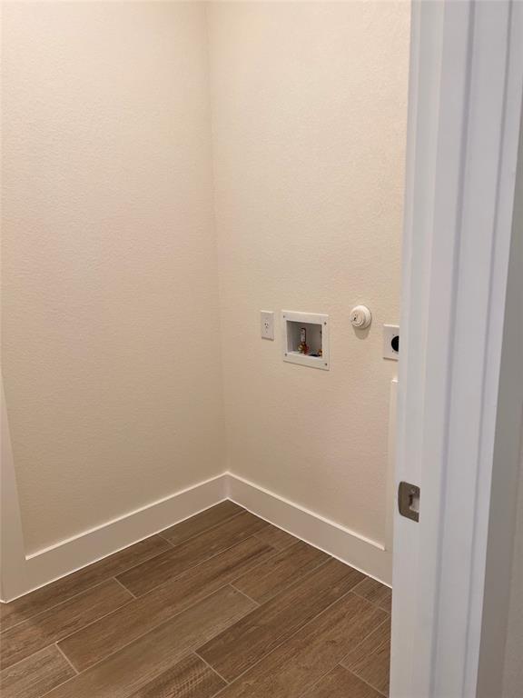 Building Photo - 442 Parkline Dr