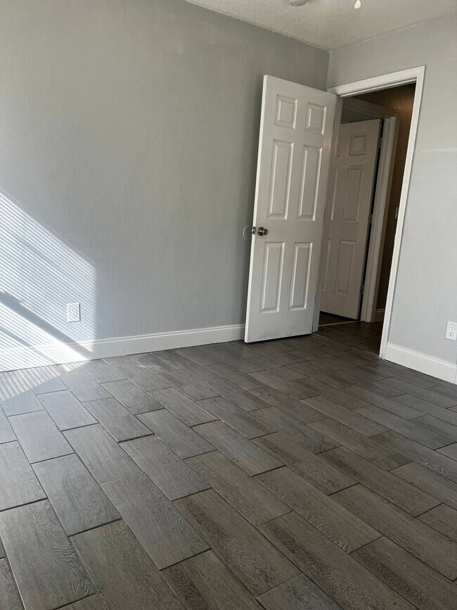 Building Photo - 5228 Orange Ave