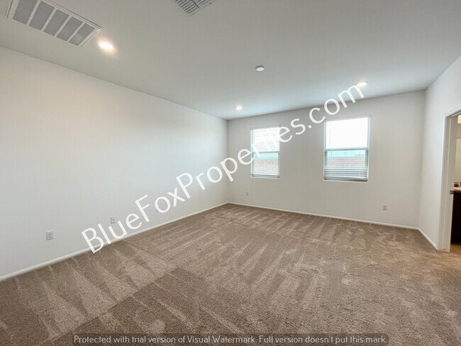 Building Photo - 6305 E Desert Peak Dr