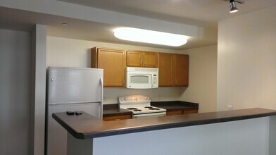 Building Photo - Grand Avenue Lofts