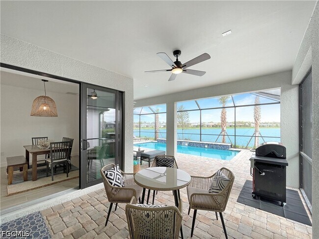 Building Photo - 2057 Yellowfin Cir
