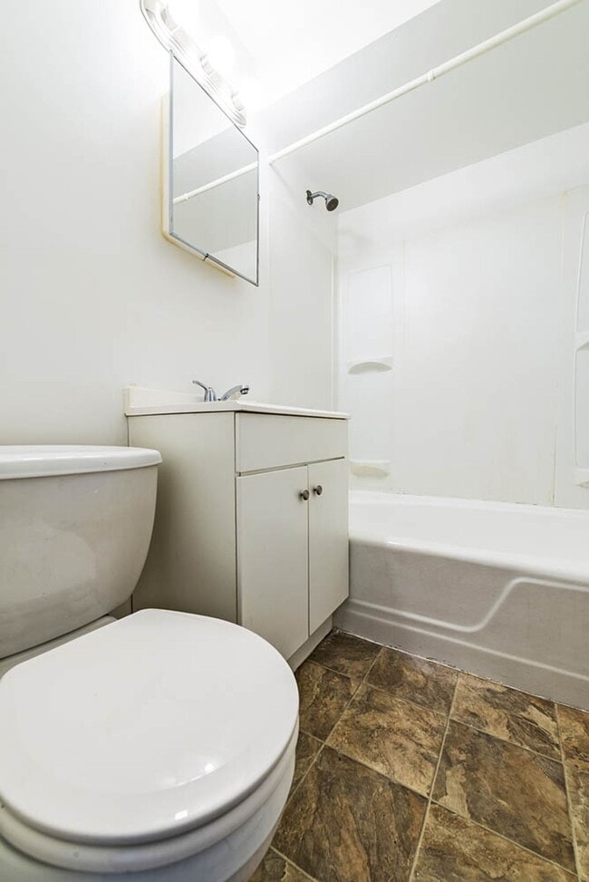 Building Photo - 14133 S School St Riverdale, IL 60827