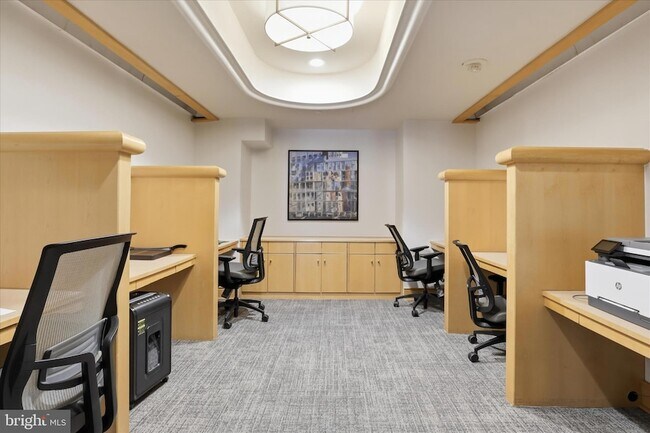 Building Photo - 631 D St NW