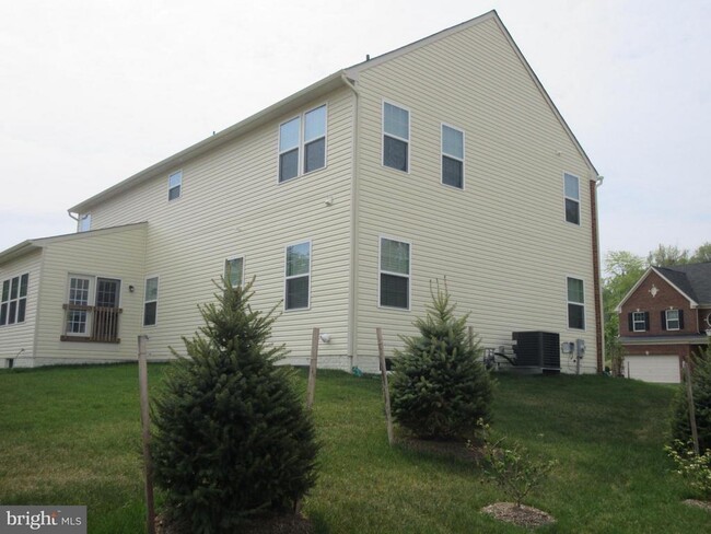 Building Photo - 3313 CPT WENDELL PRUITT Way