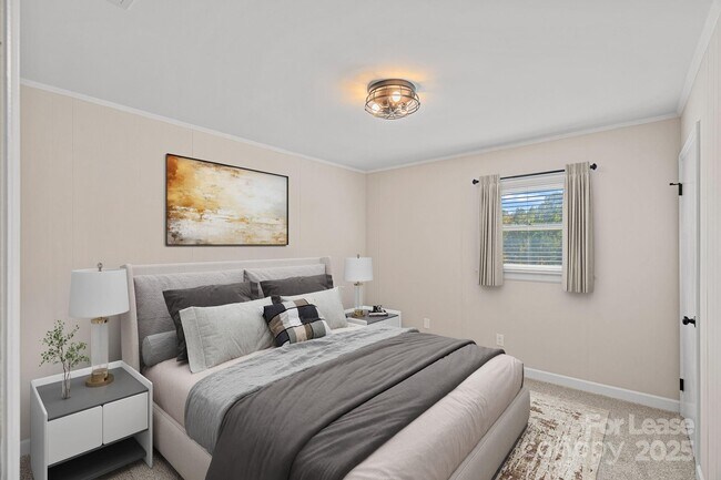 Building Photo - 540 Hoover Rd