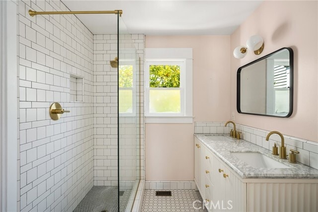 Building Photo - 390 N Cambridge St