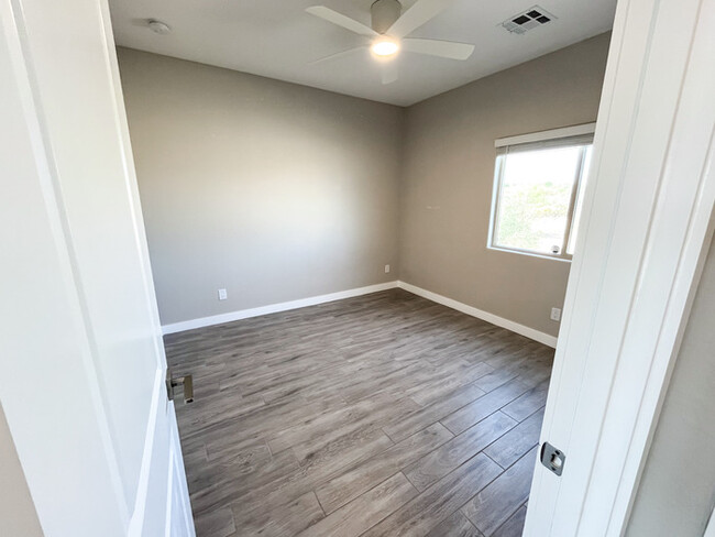 Building Photo - 3Bed/2Bath Home at Rio Verde! $399 MOVE-IN...