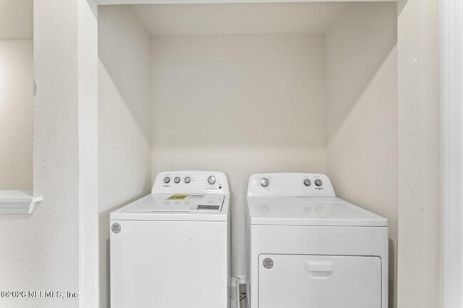 Building Photo - 575 Oakleaf Plantation Pkwy