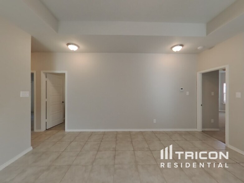 Building Photo - 7407 Snapdragon Ct