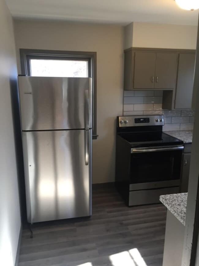 Building Photo - Fully Updated 2 Bedroom 1 Bath with 2 Stall Attatched Garage