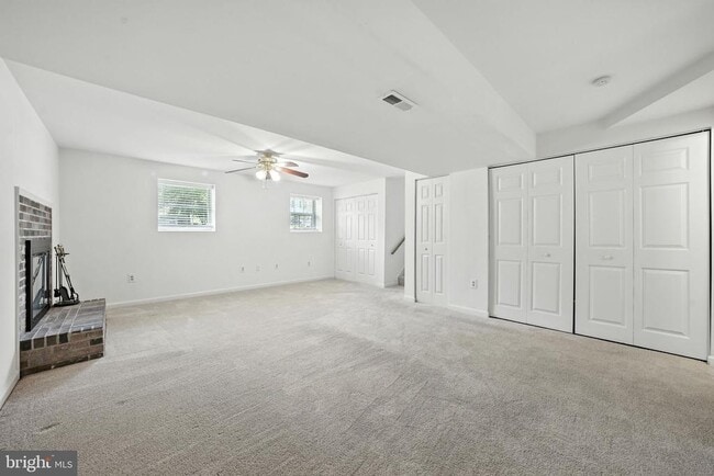 Building Photo - 18202 Macrae Ct
