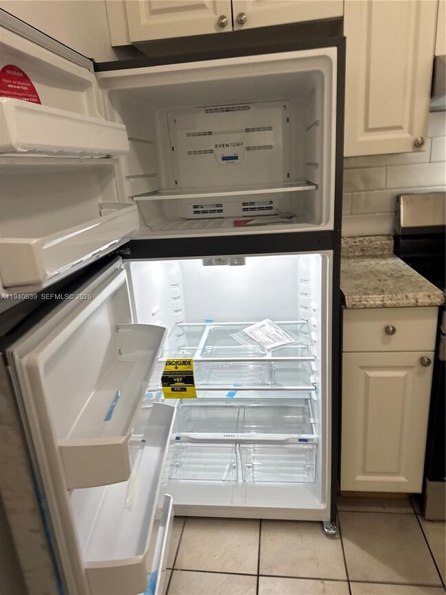 Building Photo - 212 NE 41st St