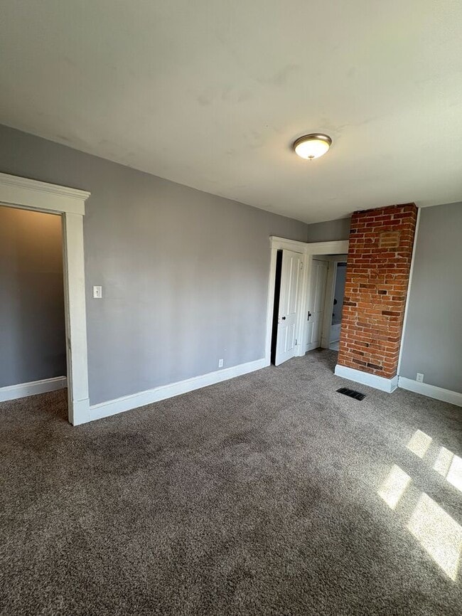 Building Photo - Charming 2 beds 1 bath in Merion Village