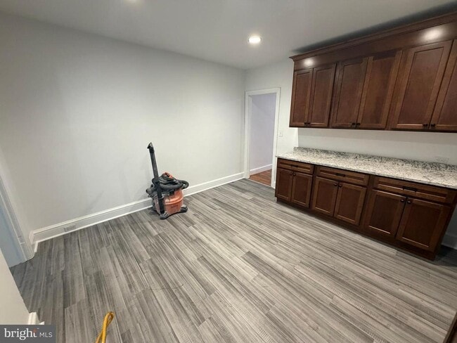 Building Photo - 1206 Green St