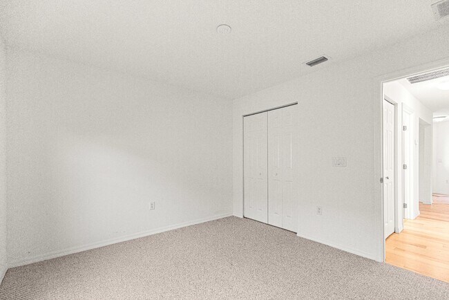 Building Photo - 9119 SW 99th Ct Rd