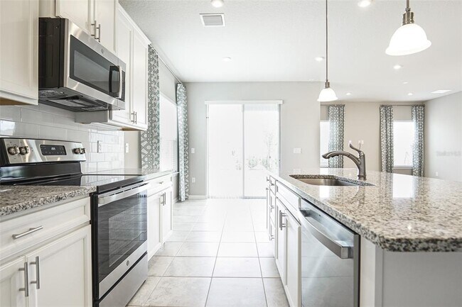 Building Photo - 1892 Basenji Dr