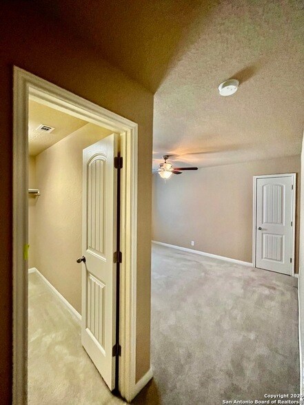 Building Photo - 3155 Sunset Cove
