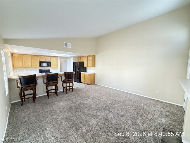 Building Photo - 194 Kachina Dr