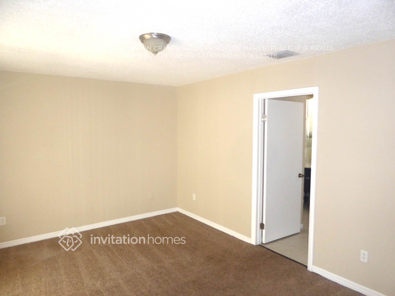 Building Photo - 9800 NW 2nd Ct