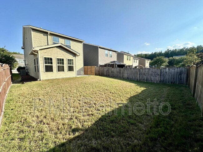 Building Photo - 117 Weeping Oak Ln