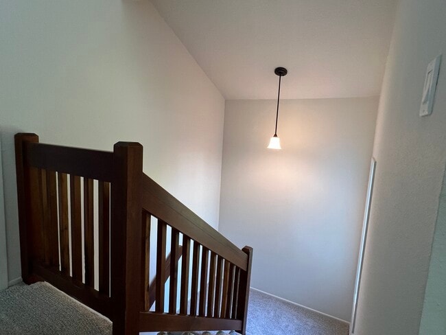 Building Photo - 2778 Robinwood Way