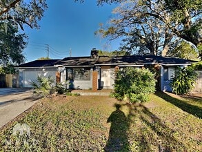 Building Photo - 1060 Huntington Ct